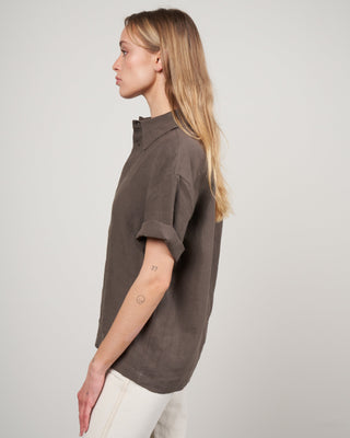 linen polo shirt - dark oak
