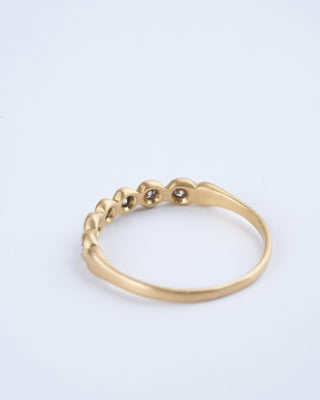 porch skimmer band with 2mm diamonds - 18k yellow gold