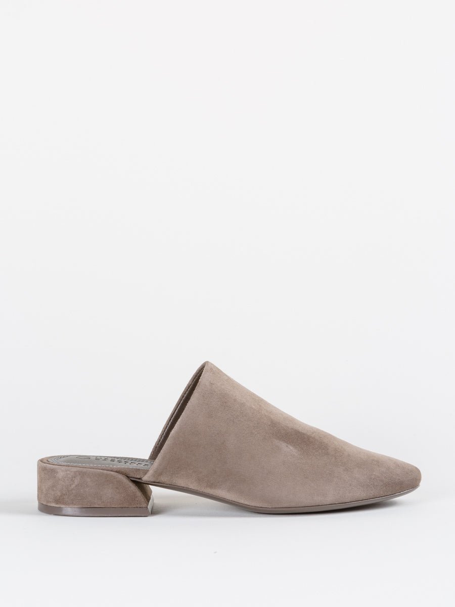 On Sale Mercedes Castillo Zaira Flat in Mule in High Land