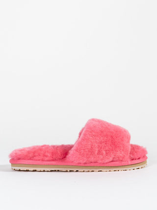 fur slide - pink