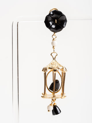 pagoda earrings - black