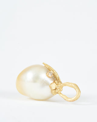 ombre south sea pearl with gold leaf and diamond