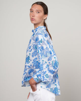poet mossy blouse - white/blue mossy blue print
