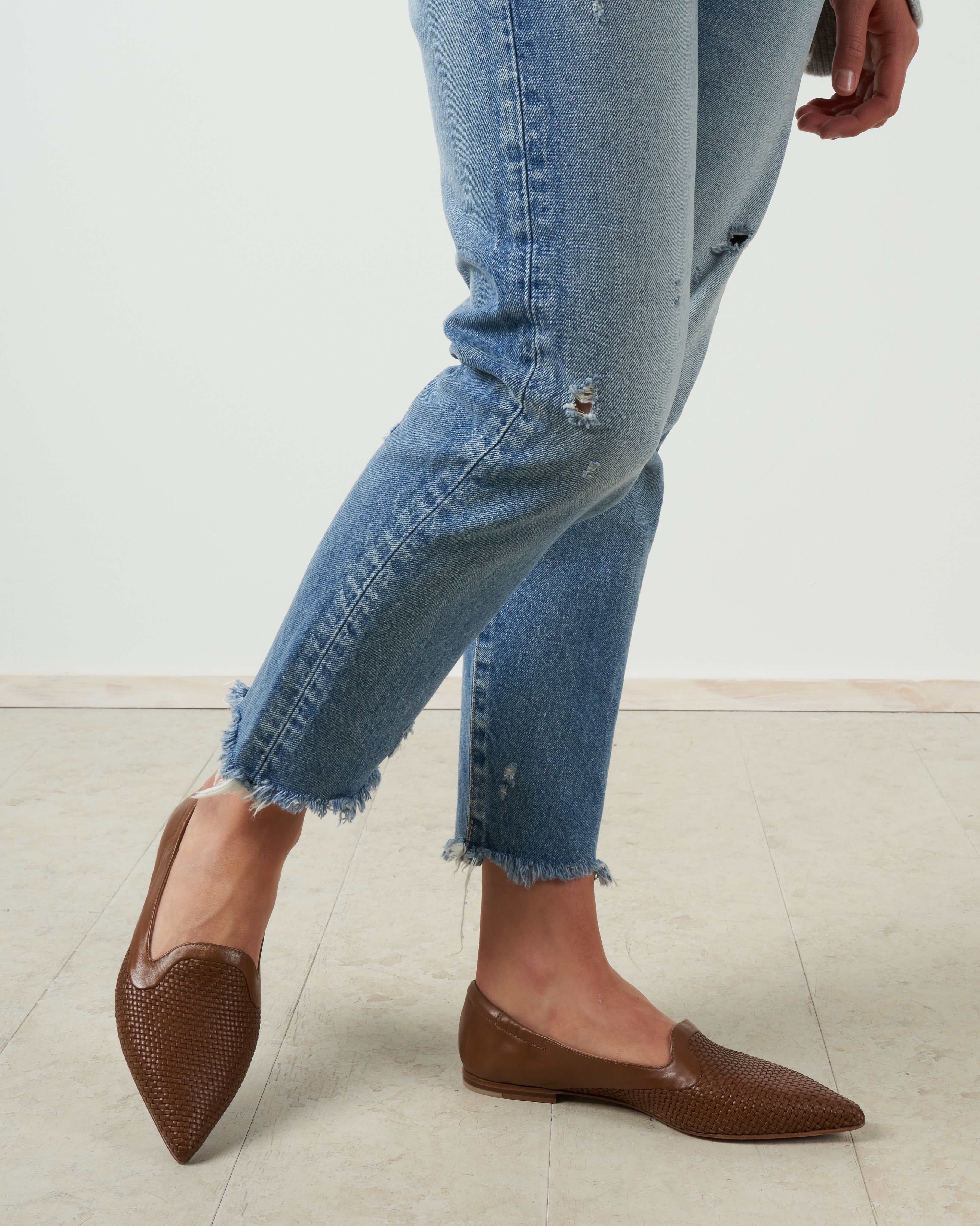 Sepatu Footwear High Heels Scania Pointed Toe Flat Caramel Glove