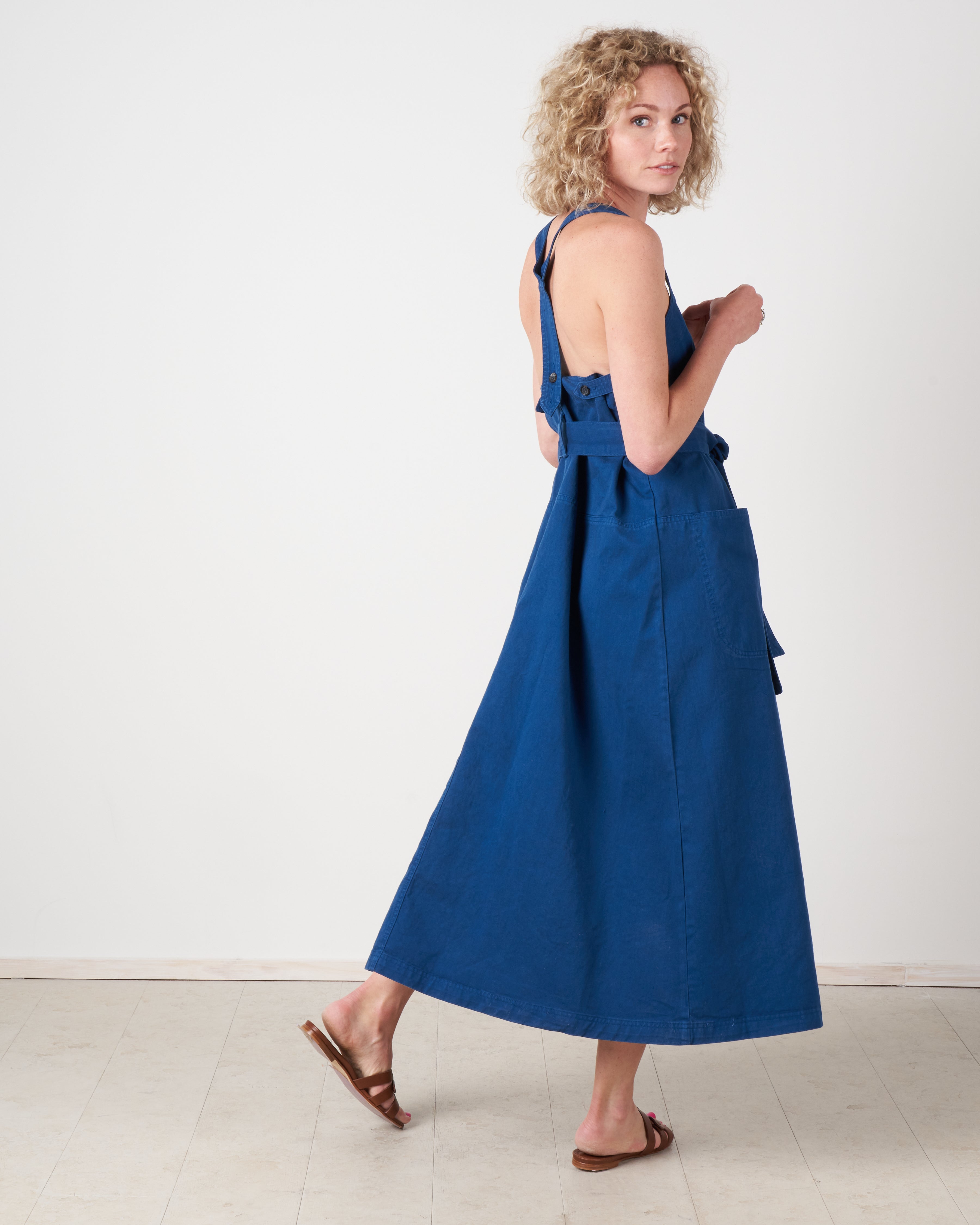 rachel comey denim dress Baldan Indigo / 6. / Vista Raw Wash The dress is finished with contrasting front and back seam details and a center slit for ease of movement. Carill Dress in Indigo |