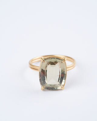 scapolite cushion cut gem ring, 6 carat. stone size 6.5 - gold/ scapolite