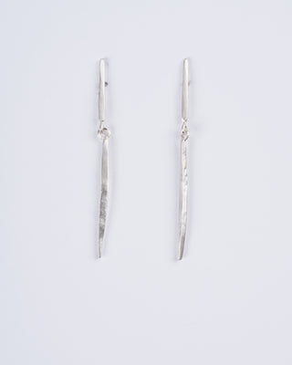 short icicle post earrings - silver