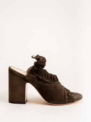 suede heel with elastic