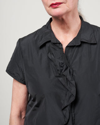 short sleeve ruffle blouse - black