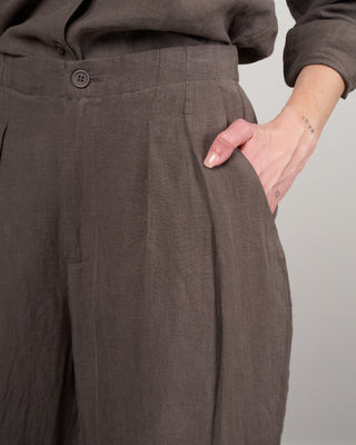 summer pleated trouser - dark oak