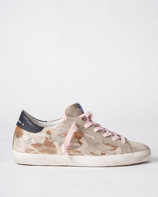 super-star laminated camouflage print leather suede toe and star leather heel - ice grey camu/taupe/black