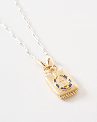 the ace vault w/ silver paperclip chain