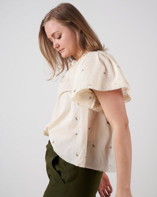 the flutter sleeve chime top - cream