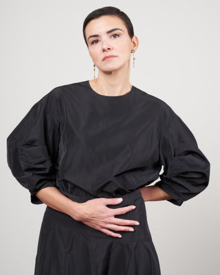 italian sporty nylon pleat sleeve top - black