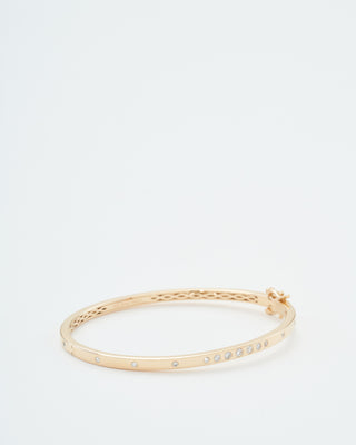 timeless graduated diamond bangle