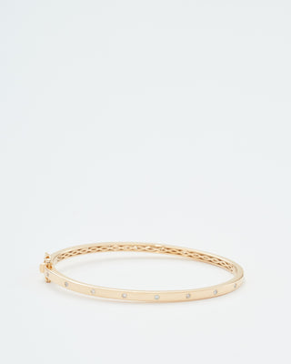 timeless graduated diamond bangle