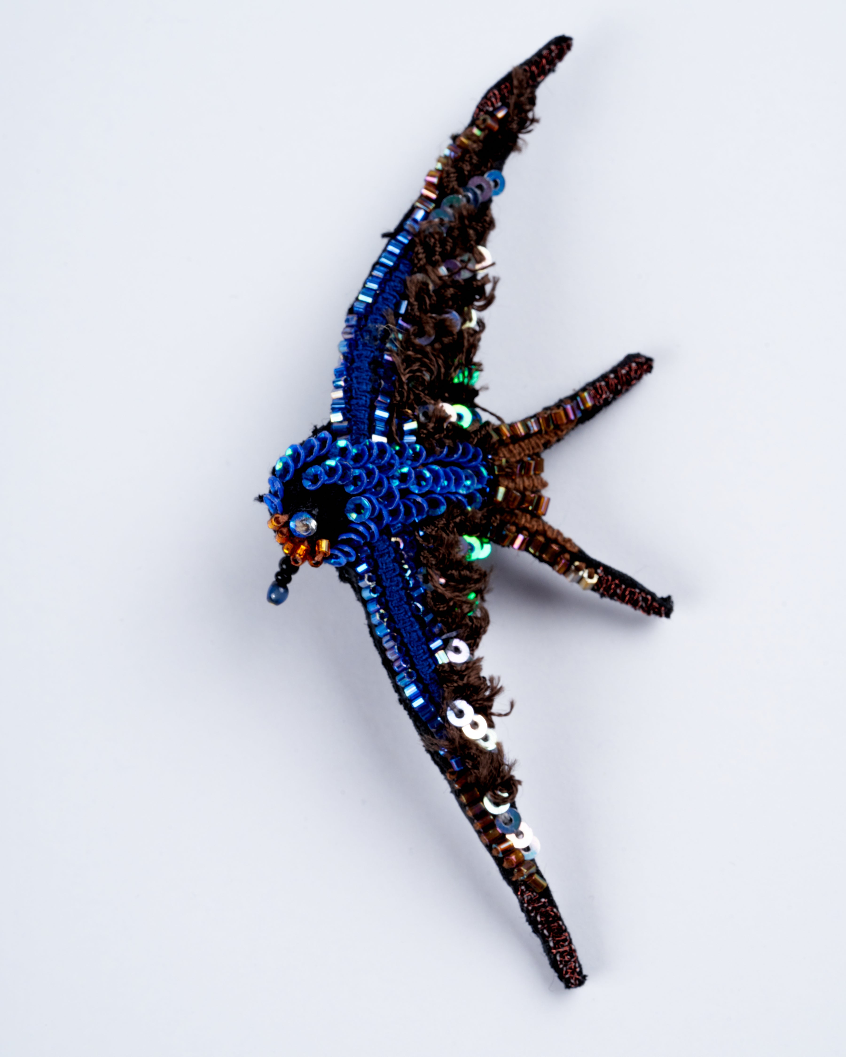 Trovelore　刺繍ブローチFLYING SWALLOW (TRB012) Trovelore 刺繍ブローチFLYING SWALLOW (TRB012)