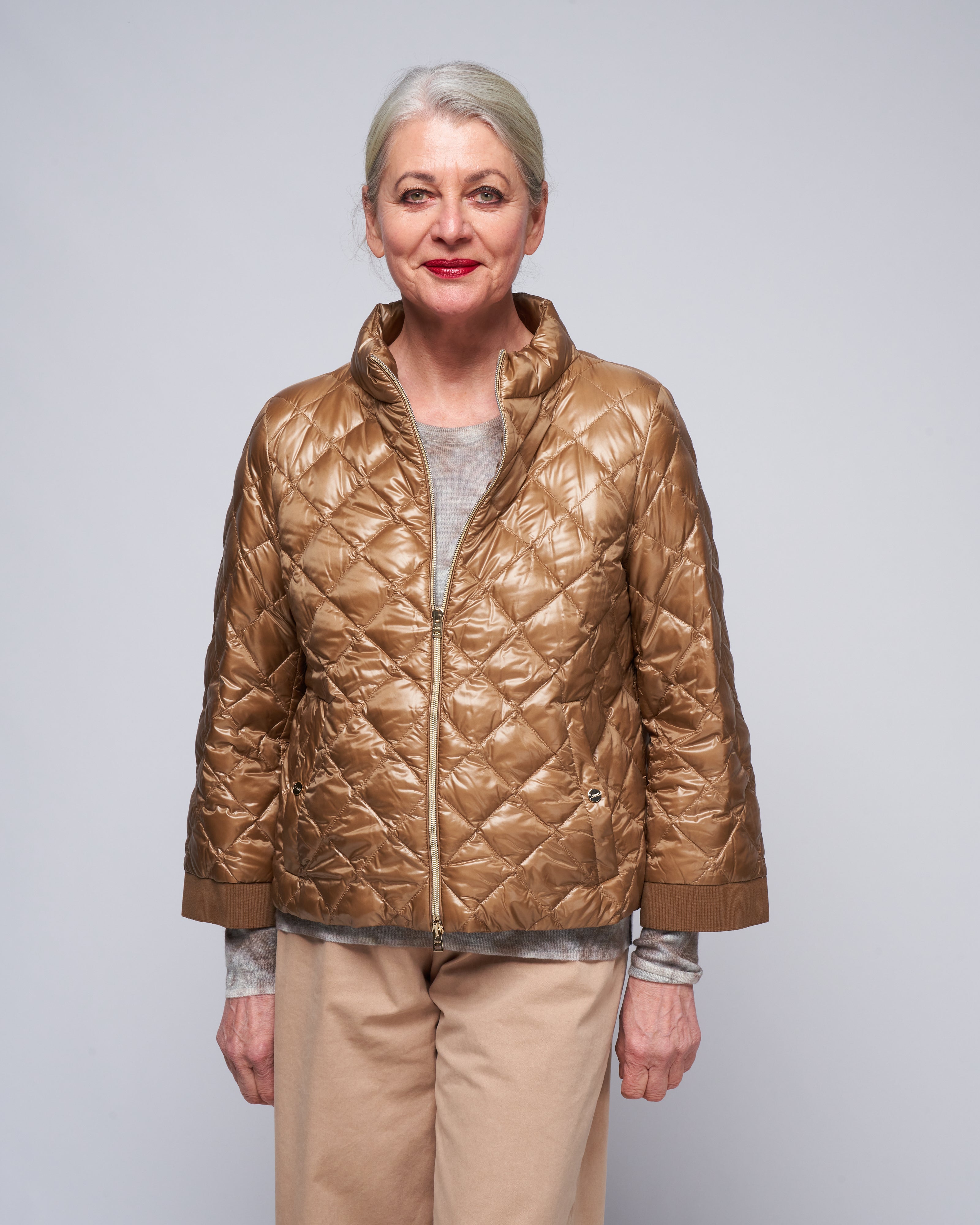 Herno Ultralight Quilted A-Line Short Jacket Bronze 2155