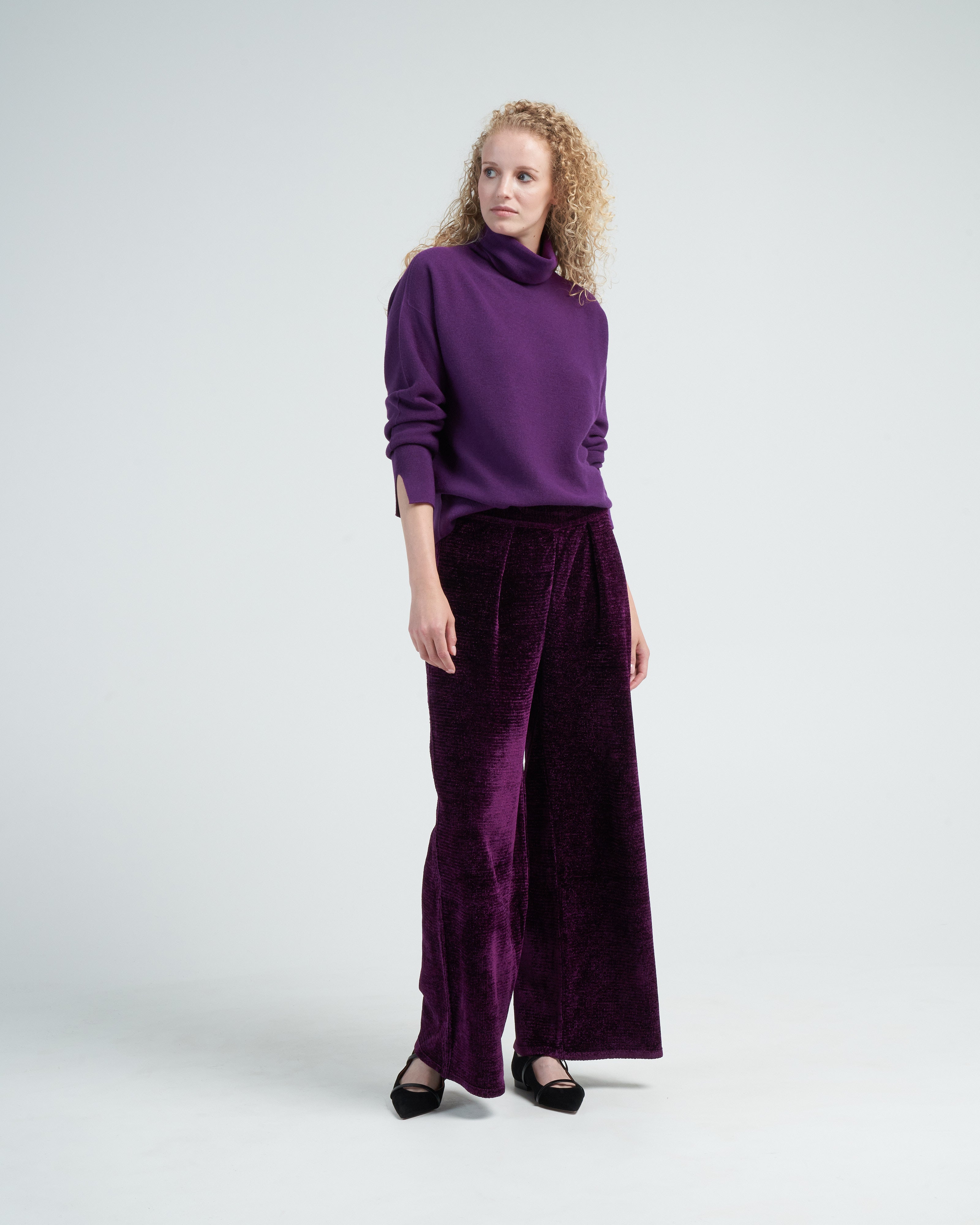 https://thinkscarpa.com/cdn/shop/products/velvet_knit_pants_royal_purple.jpg?v=1702499053