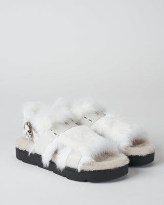 white sandal with white lapin