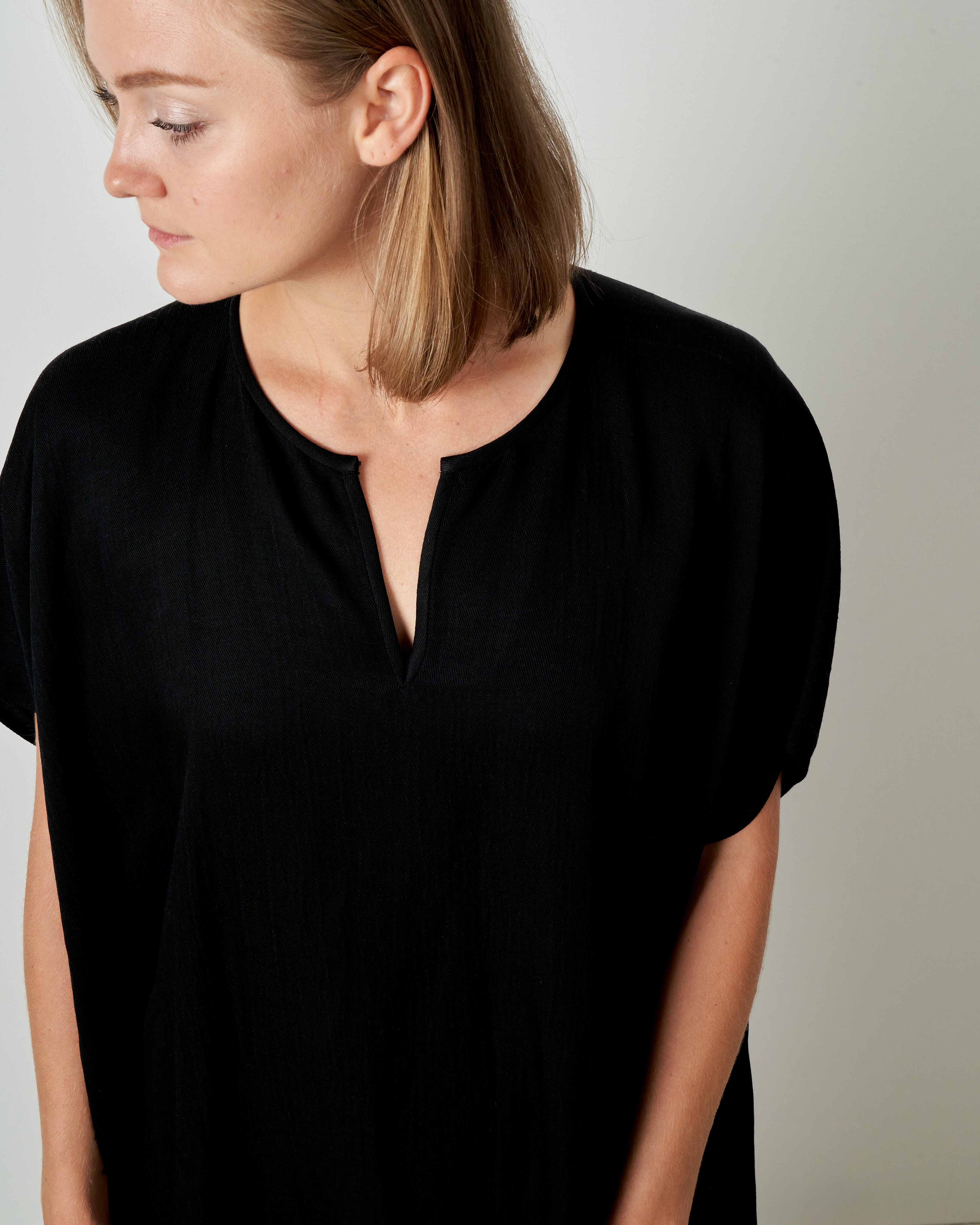 Zero + Maria Cornejo Rae Caftan Linen Black