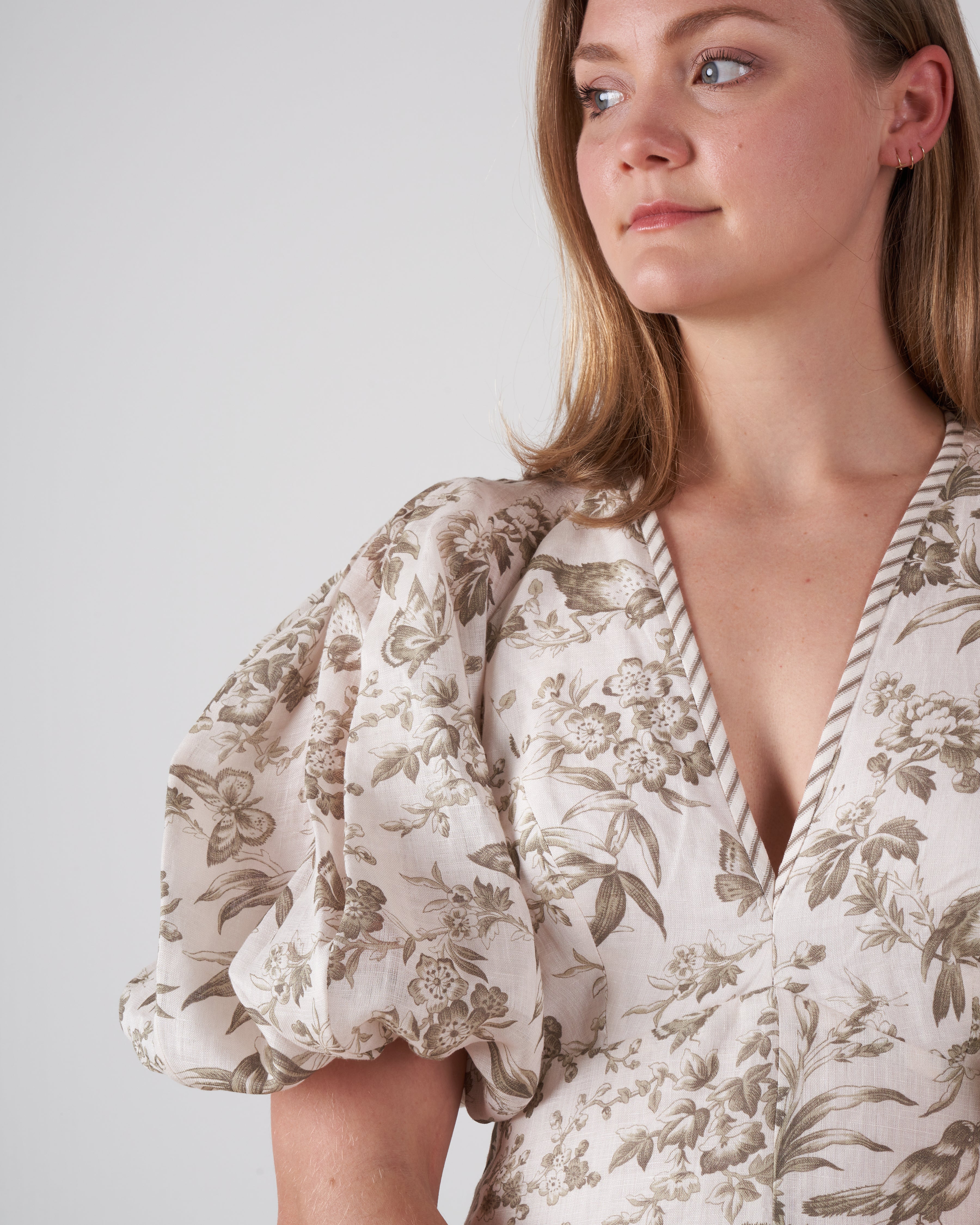 Zimmermann Linen Day Midi Dress Olive Toile Print Zimmermann Linen Day Midi Dress Olive Toile Print
